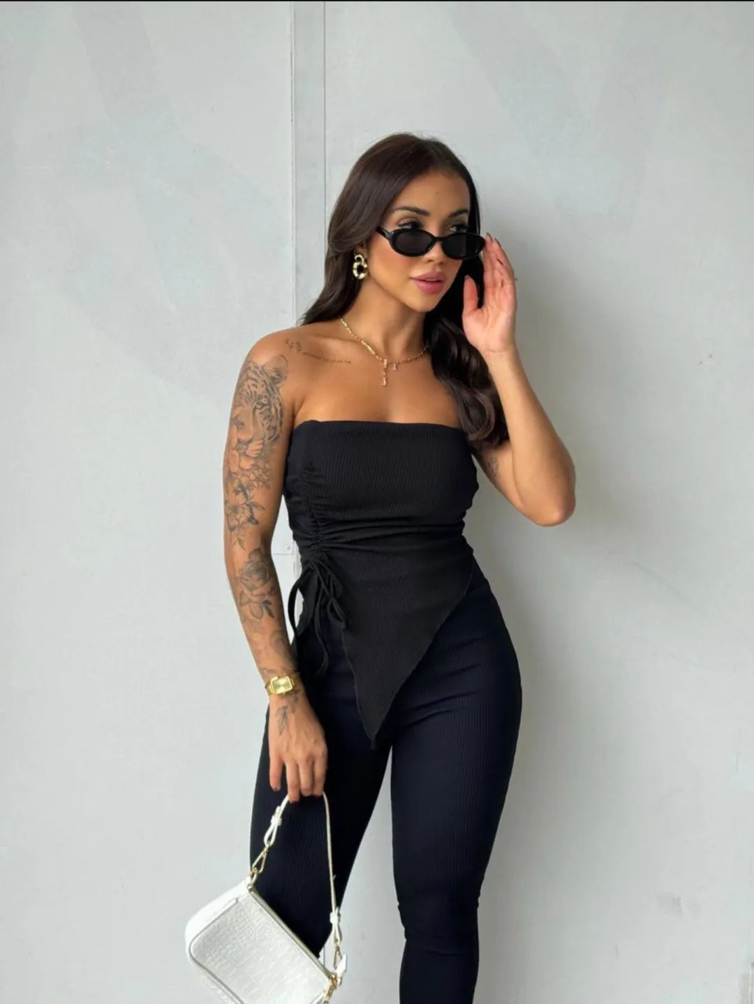 Conjunto cibelly calça canelada blusinha ponta de lado ajustavel 88