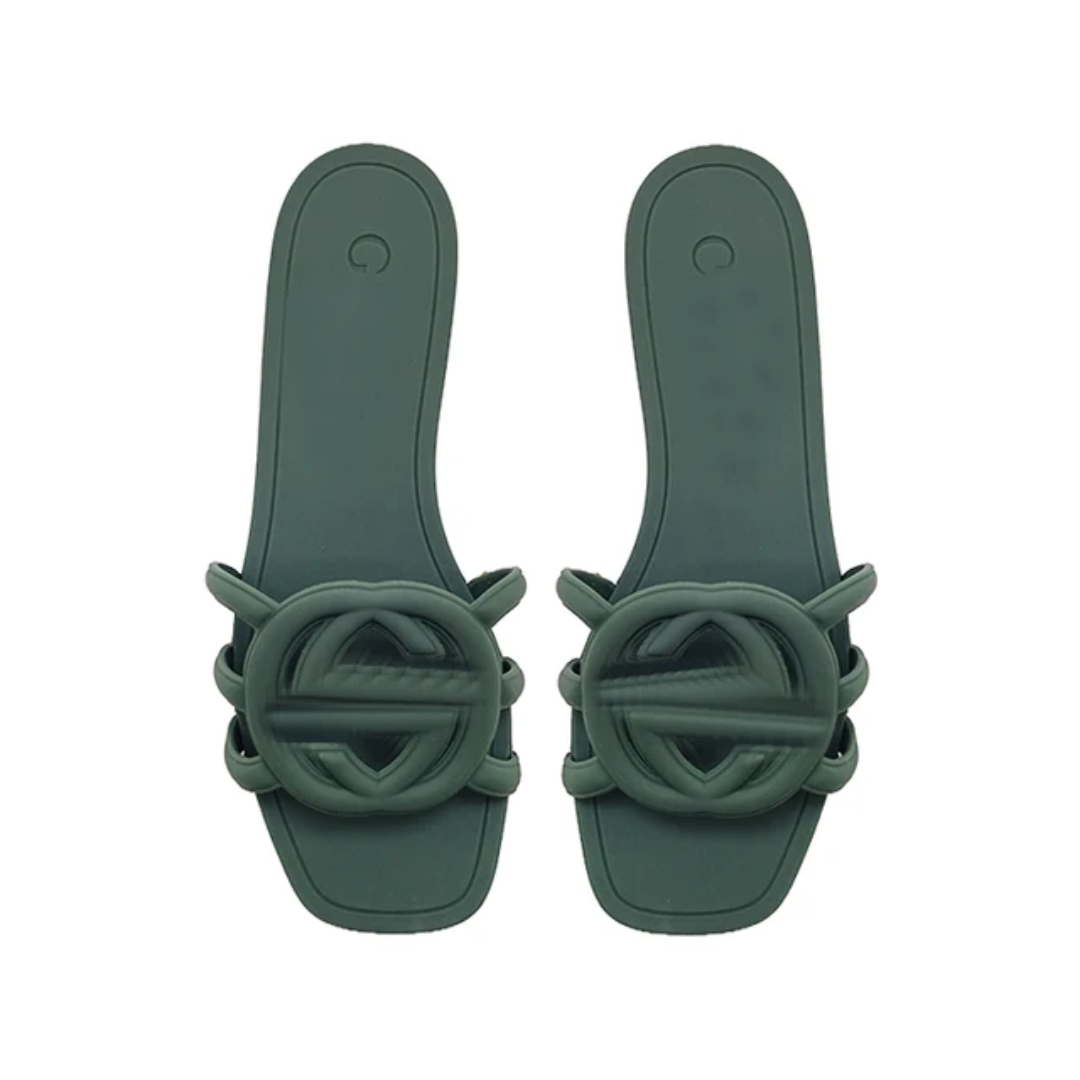 Chinelos femininos entrelaçados com uma palavra 08