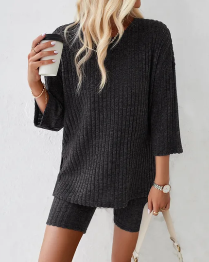 Camiseta ombro caído & Shorts de motociclista 139