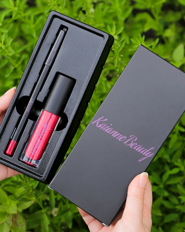 Kaianne Beauty Conjunto de delineador labial com gloss 81