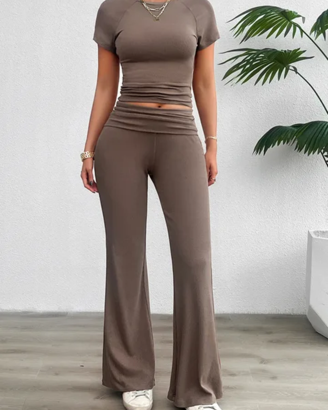 Conjunto de 2 peças Camisa T de Manga Curta Casual e Calça de Perna Dobrada na Cintura em para Mulheres 148