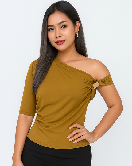 Blusa Feminina Assimétrica de Mangas Curtas