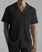 Black / P