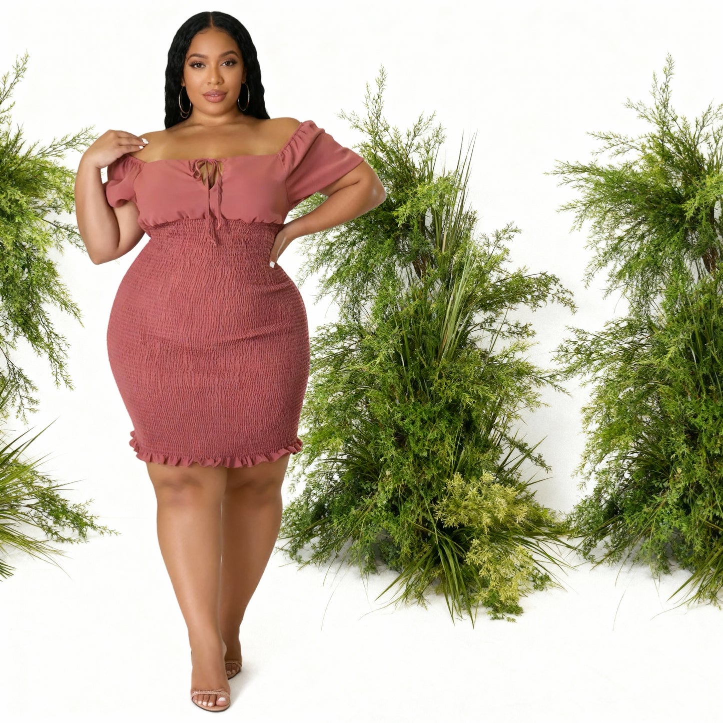 Vestido plus size feminino com decote em V e alças finas 39
