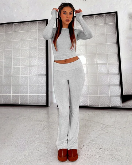 Conjunto Esportivo de Malha Slim Fit de Cor Sólida com Top de Manga Longa e Calça Flare 144