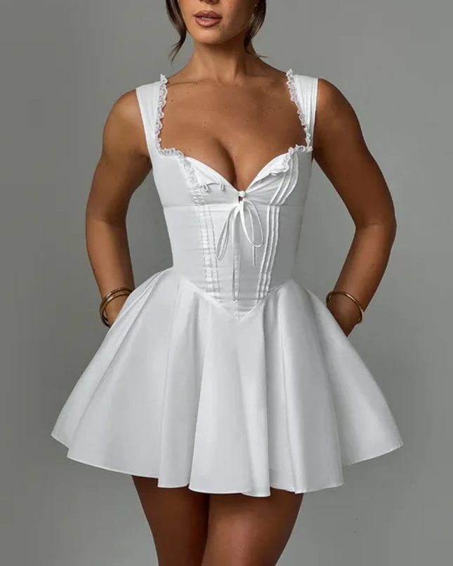 Vestido curto de balé com camisola 01