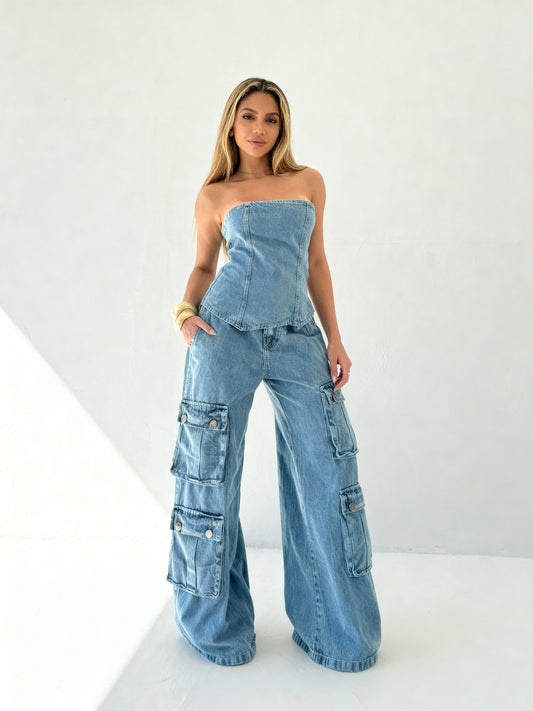 Conjunto jeans feminino sem alças com bolsos e patches 49