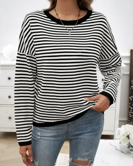 Camiseta Feminina de Manga Longa com Decote Redondo, Ombros Caídos e Listras 181