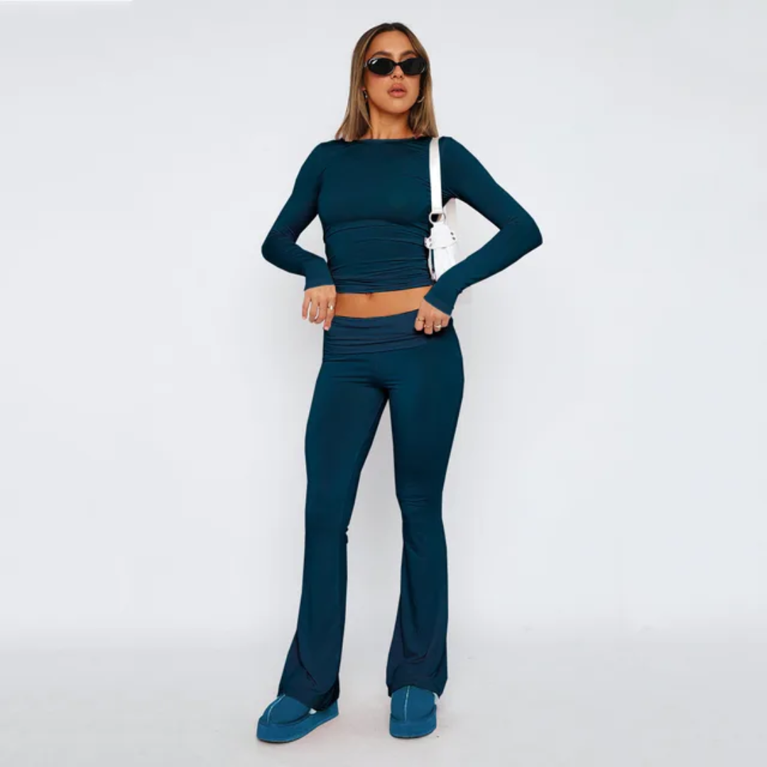 Conjunto Esportivo de Malha Slim Fit de Cor Sólida com Top de Manga Longa e Calça Flare 144