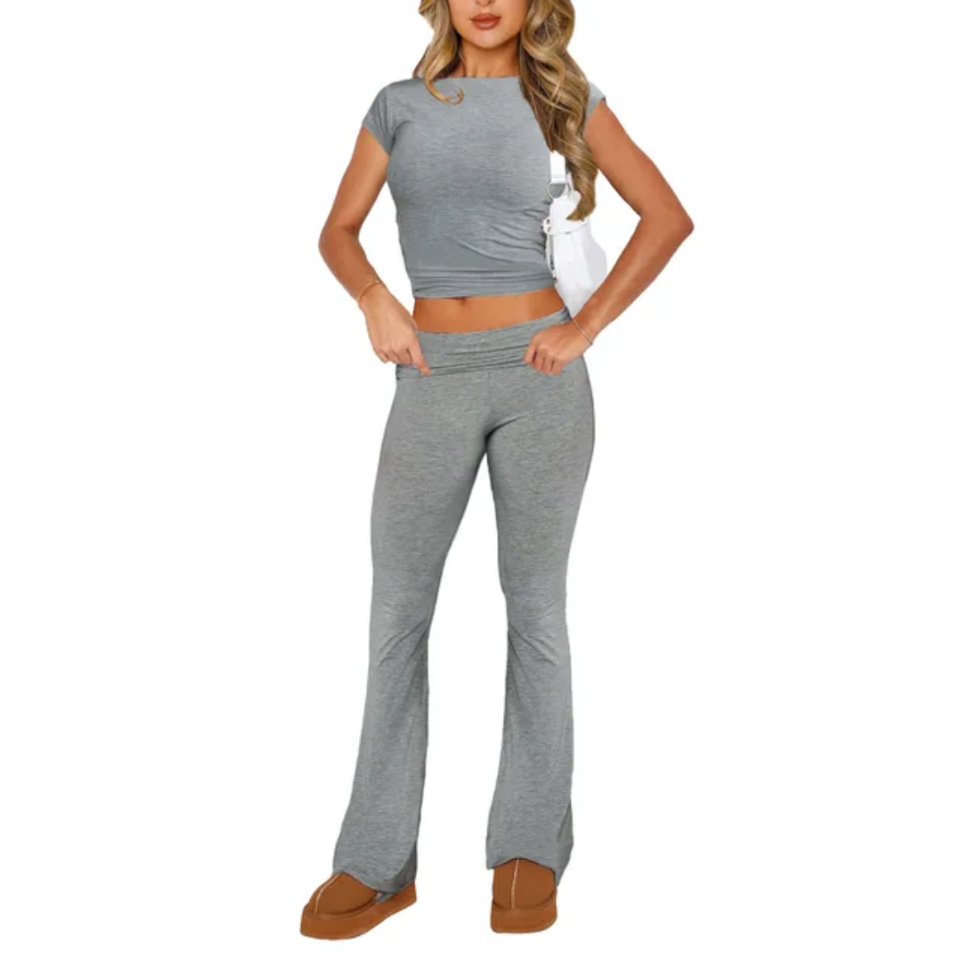 Conjunto Esportivo de Malha Slim Fit de Cor Sólida com Top de Manga Curta e Calça Flare 143